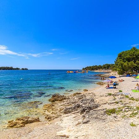 Al Mare Apartments โรวีน ภายนอก รูปภาพ