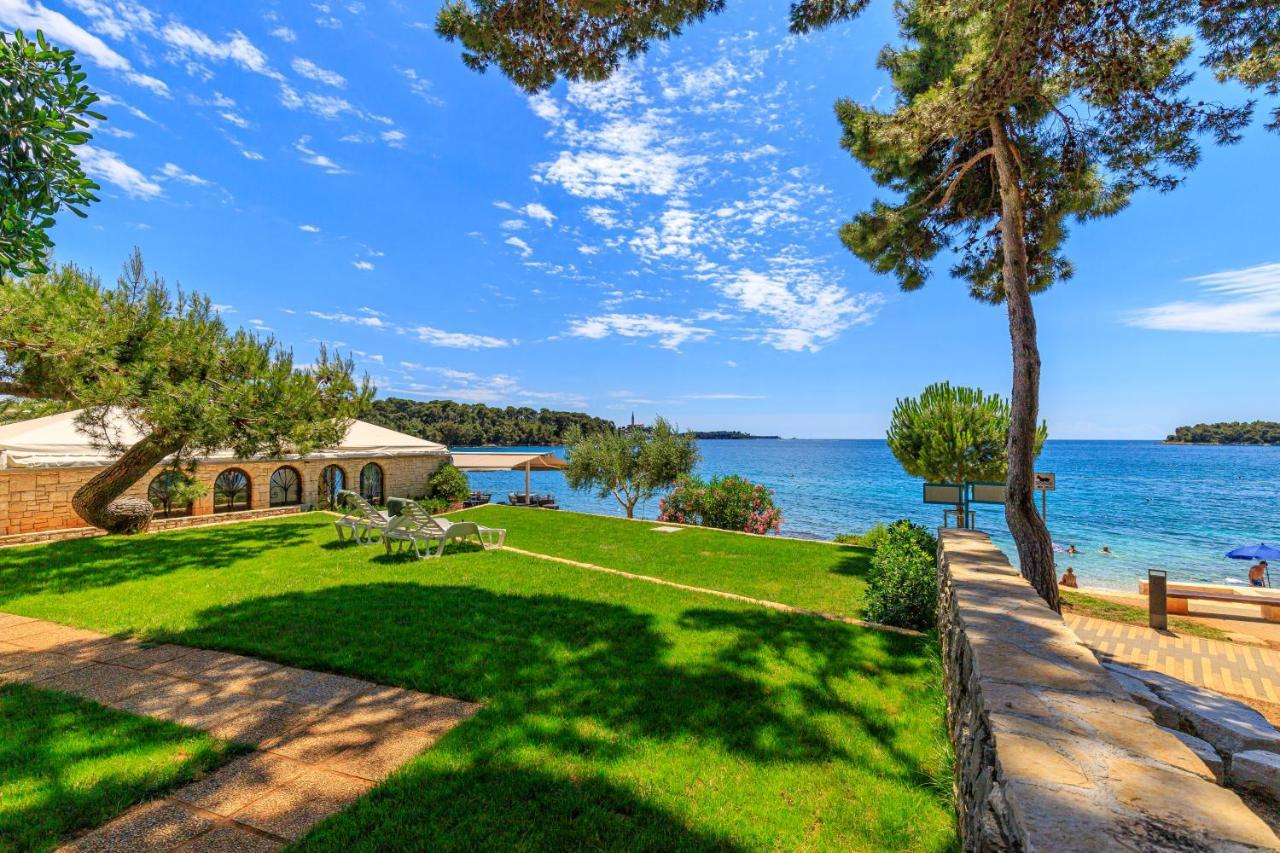 Al Mare Apartments โรวีน ภายนอก รูปภาพ