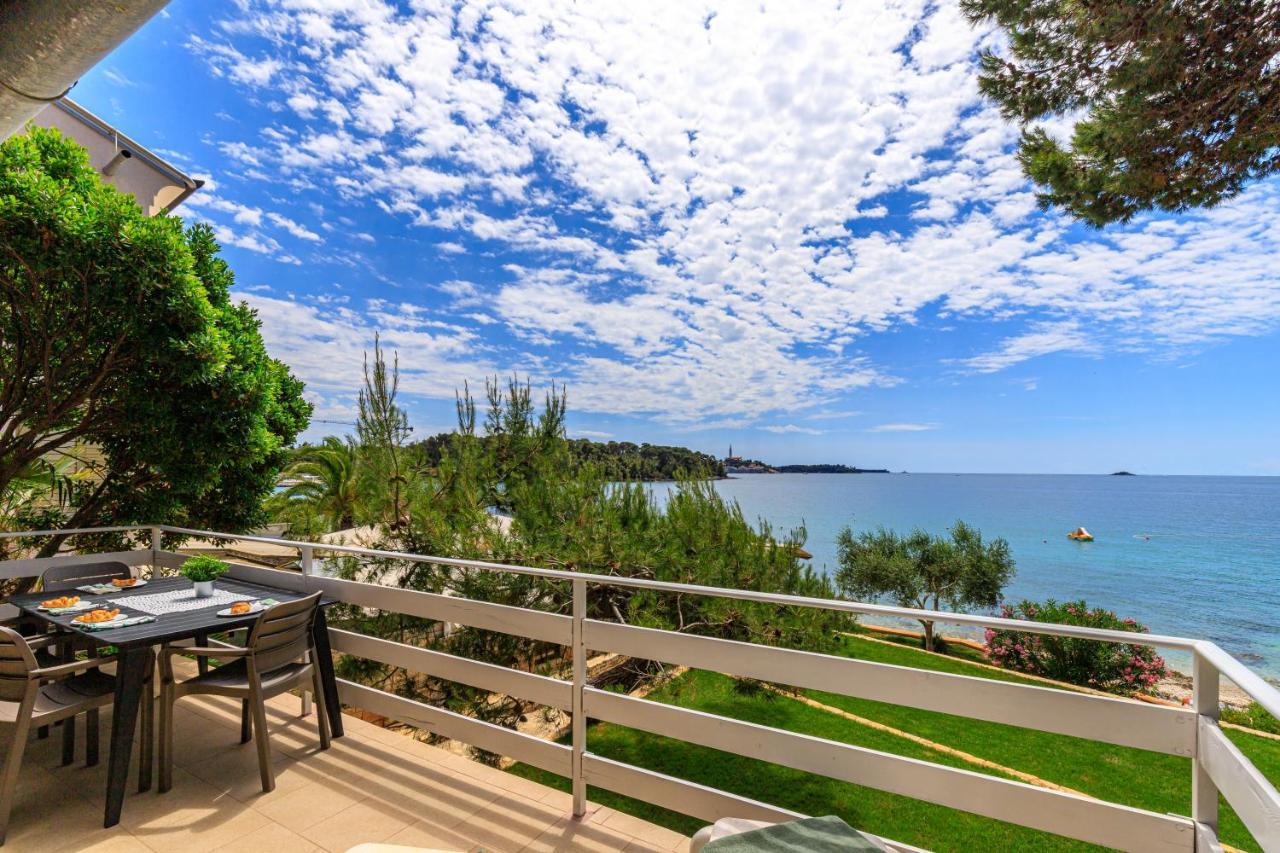Al Mare Apartments โรวีน ภายนอก รูปภาพ
