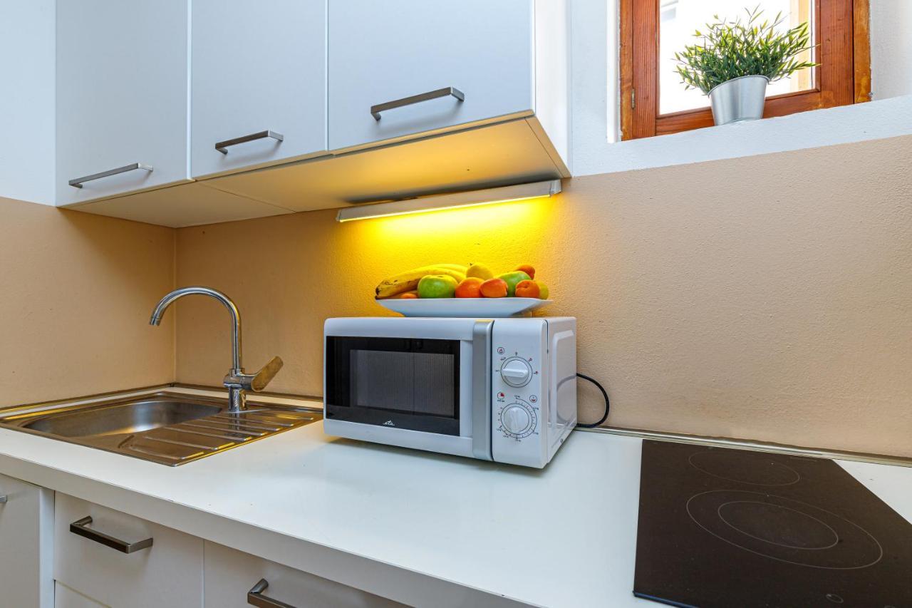 Al Mare Apartments โรวีน ภายนอก รูปภาพ