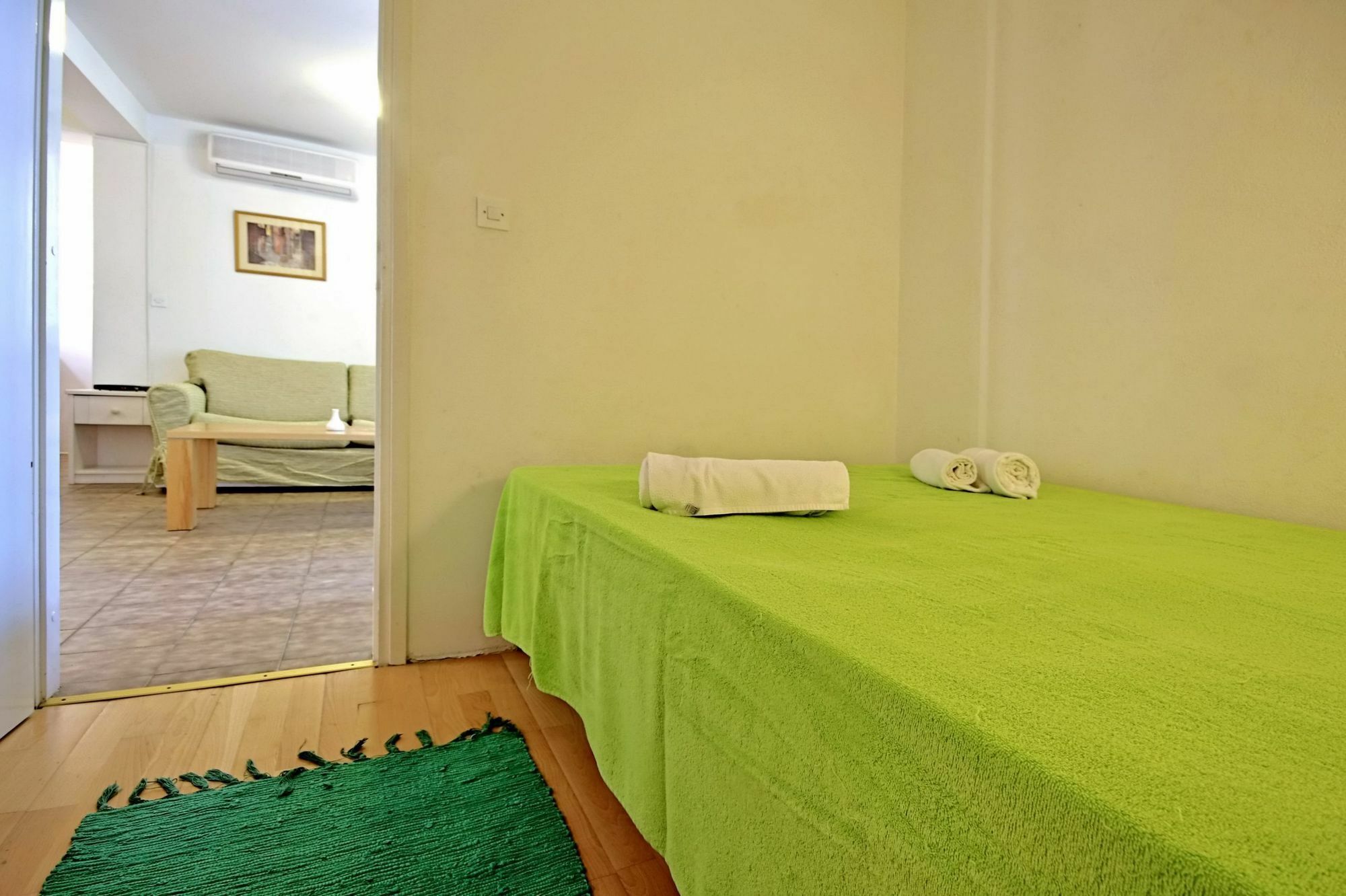 Al Mare Apartments โรวีน ภายนอก รูปภาพ